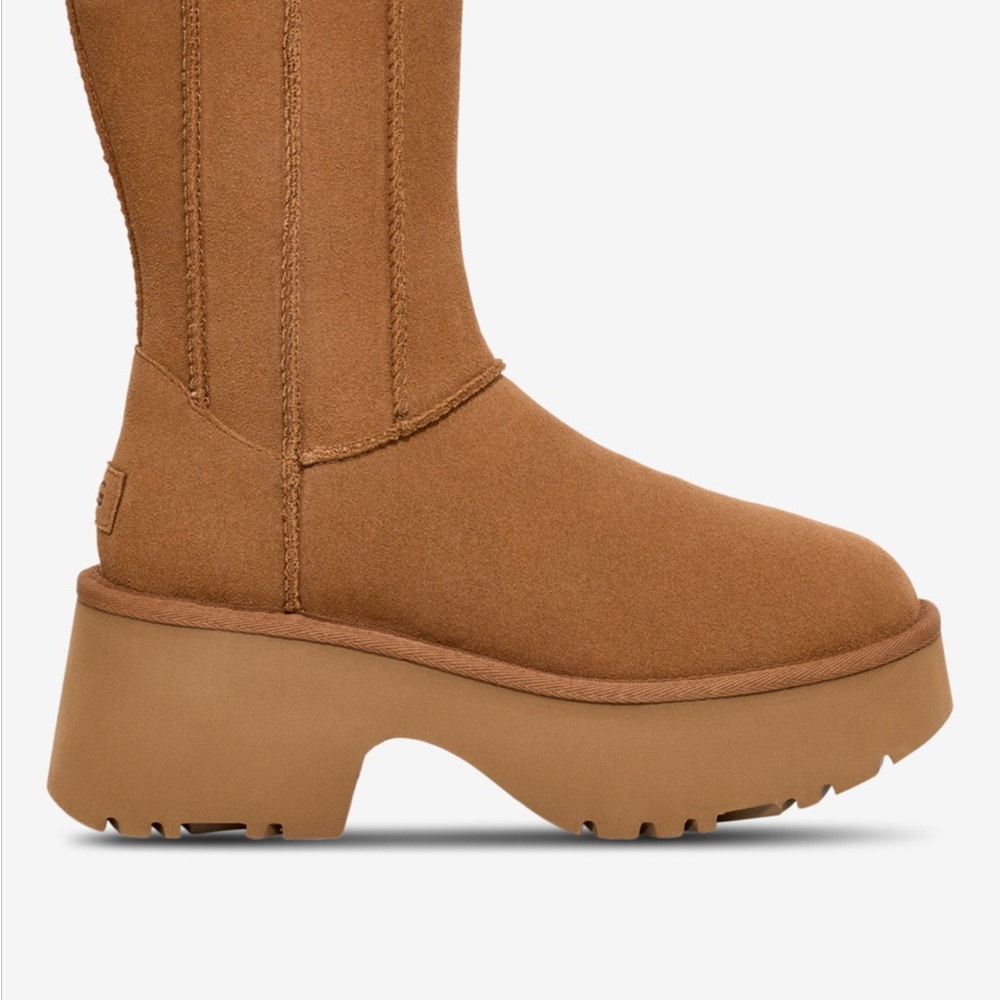 UGG Women's brown/chestnut classic twin seem boots - Picture 14 of 15